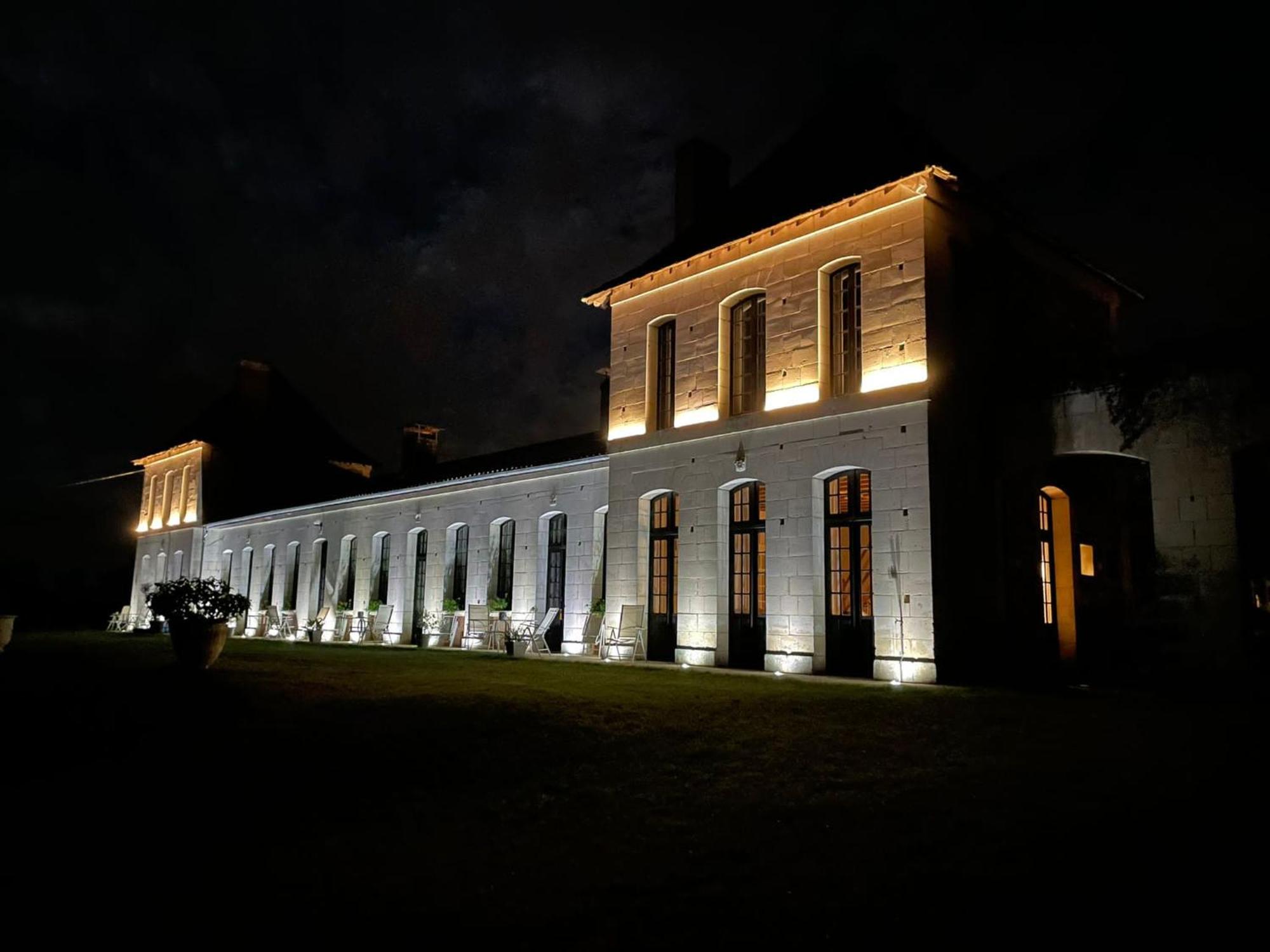 Chateau Neuf Le Desert Le Pizou Kültér fotó